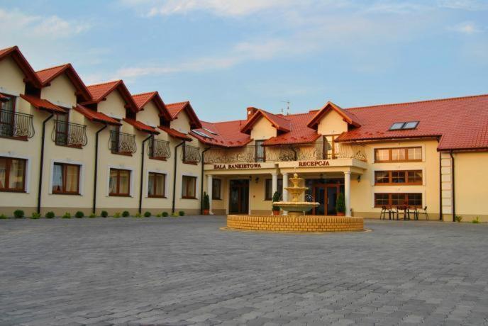 Villa Anna Tarnobrzeg Luaran gambar